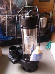 Máy bơm chìm hút bùn- nước thải KYPUM VWS1500F (2HP) Máy bơm chìm hút bùn- nước thải KYPUM VWS1500F (2HP)